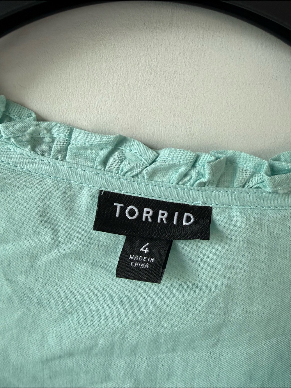 Torrid Clip Dot Pullover Blouse Canal Blue 4X Plus Size - Picture 4 of 8